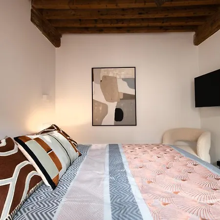 Sainte Helene - Lovely High Class Lyon